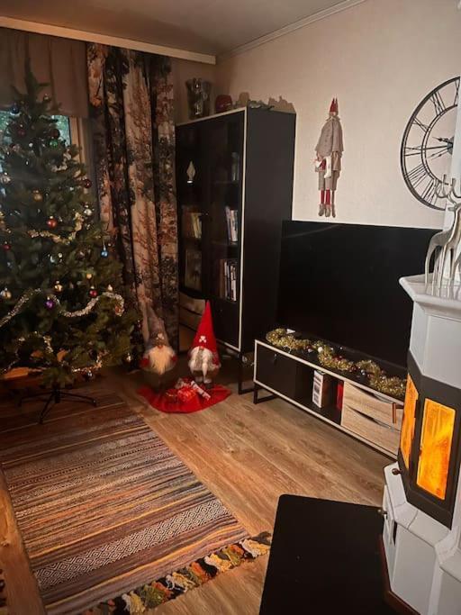 רובניימי Cozy House Close To Santavillage מראה חיצוני תמונה